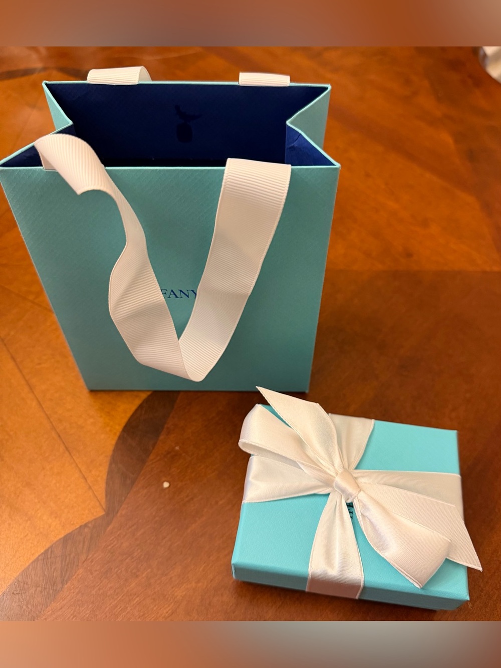 Authentic Tiffany & Co. Blue Gift Box and Bag with White Ribbon Set